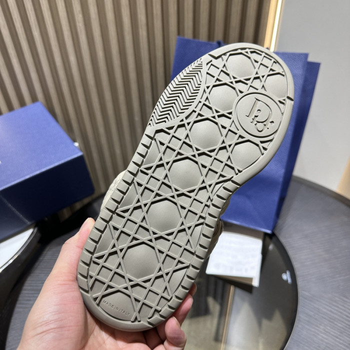 D1R* B9S COPSHOE DR-332