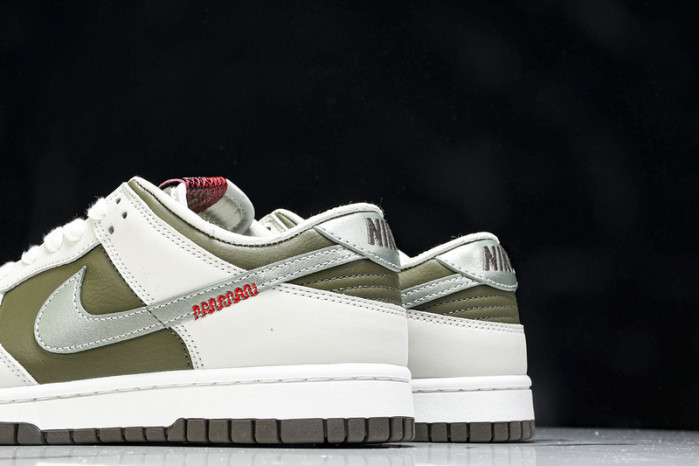 Nike Dunk Low "Year of The Snake" HV5980-231