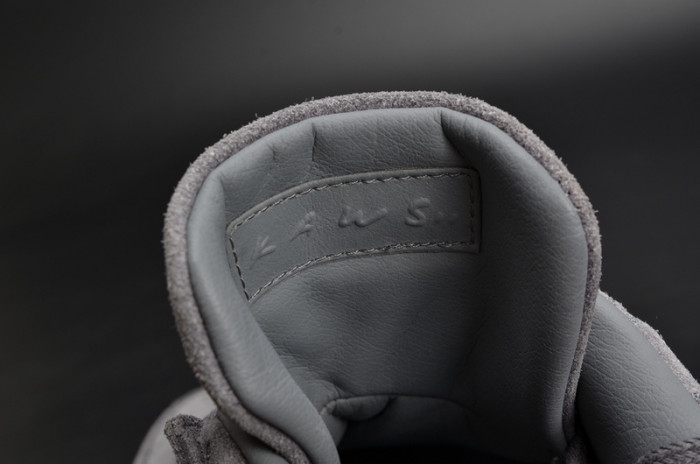 kaws x air jordan 4 “cool grey” 930155-003