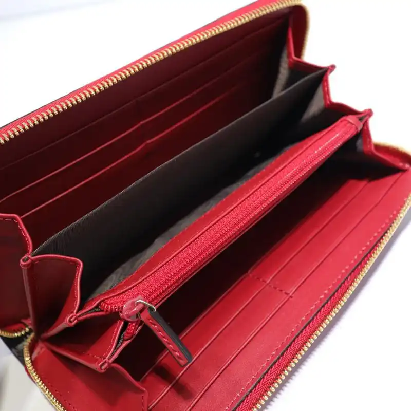 G*u*i brand handbags zip around wallet 1904g0012