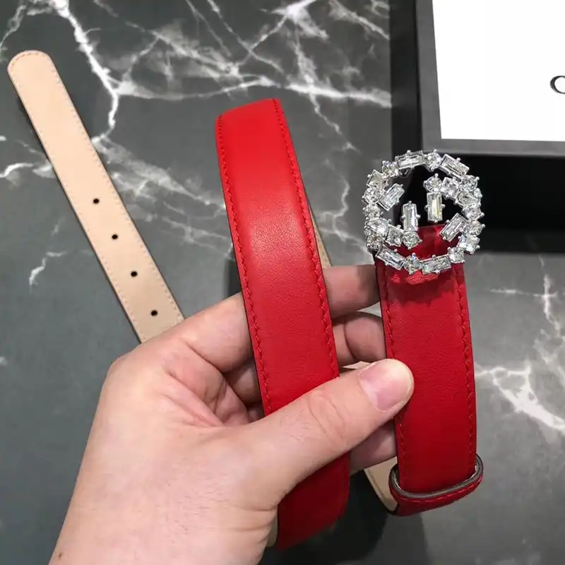 G*u*i s belte 1905bl0155