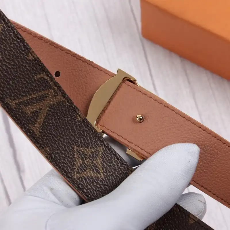 LV s Belte 1911X0015