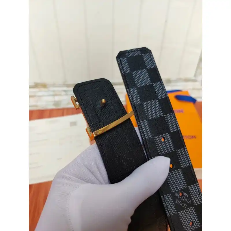 LV s Belte 19XIA0011