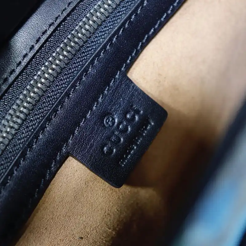 G*u*i tote bags 19gm0004