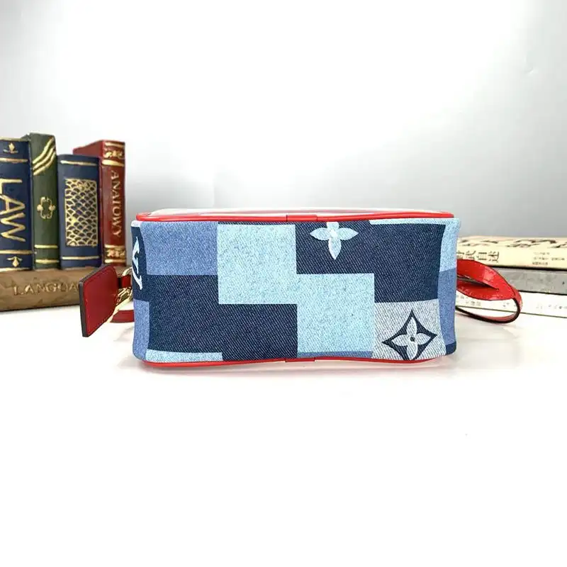 Loewe Bags 20DJ570174