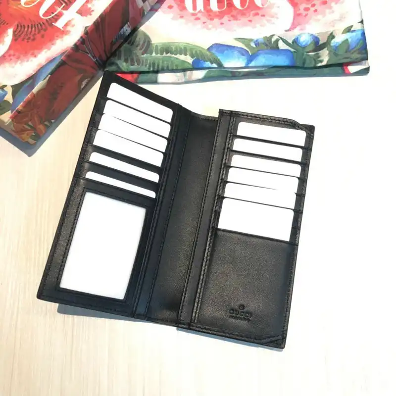 G*u*i bags 20guc0070