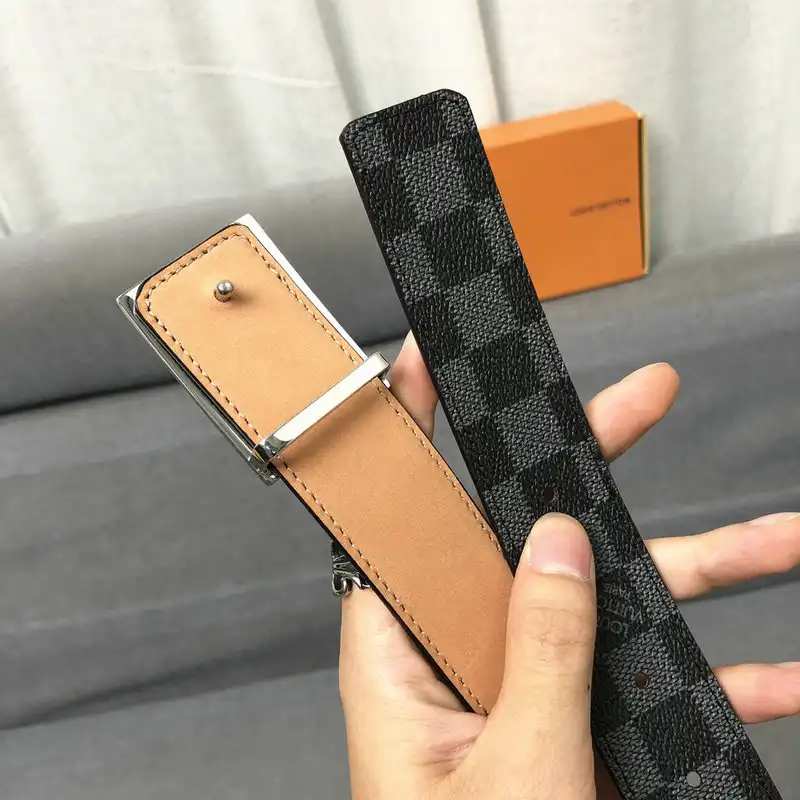 LV Belts 2102SH0069