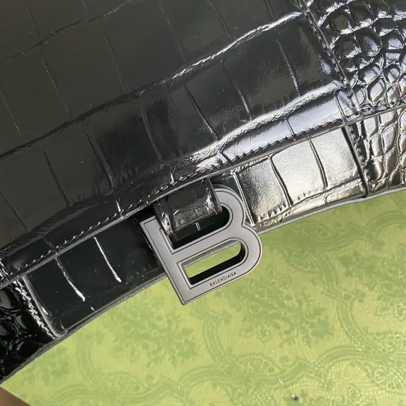 G*u*i bag 2112ya0069