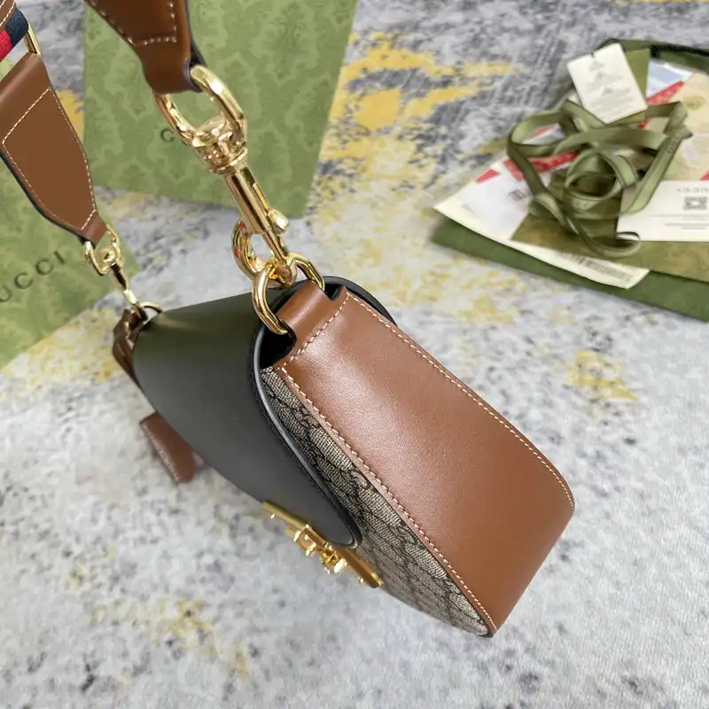 G*u*i bag 2201dj0053