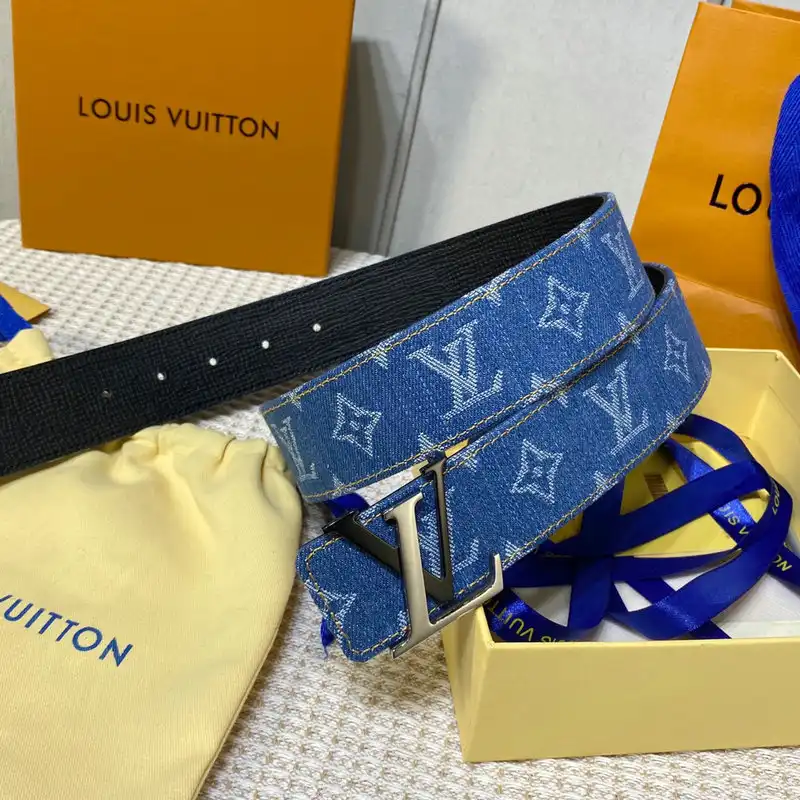 LV Belts 2201XA0130