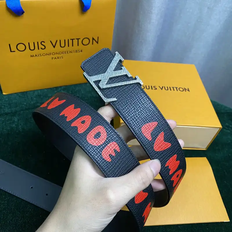 LV Belts 2204XA0049