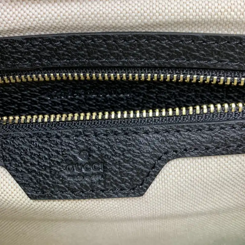 G*u*i bag 2204ya0021