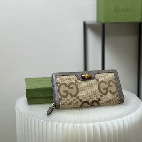 G*u*i bag 2205dj0007