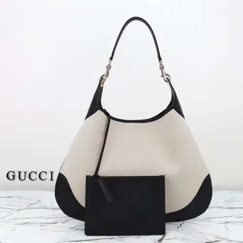 G*u*i bags 2411ya0187