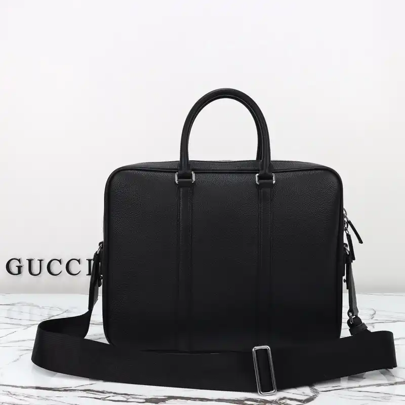 G*u*i bags 2411ya0204