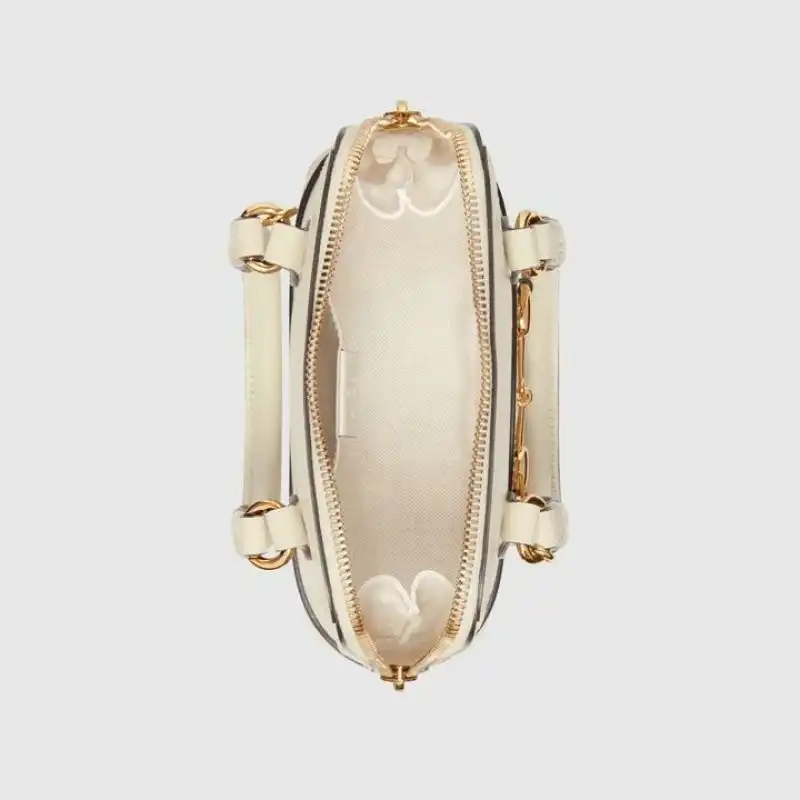 G*u*i bags 2012sh0059