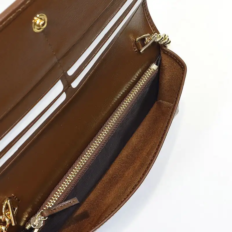 G*u*i bags 2012sh0064