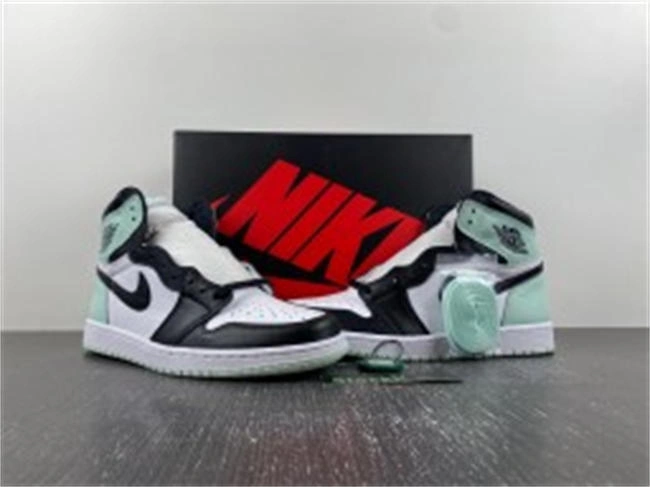 Resilient AIR JORDAN 1 RETRO HIGH OG NRG AJ1 861428 3671