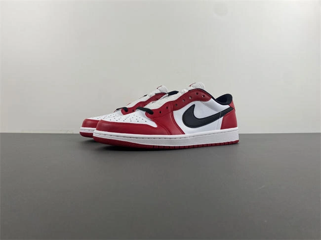 Seasonal Air Jordan 1 Low Chicago OG AJ1 705329- 3644