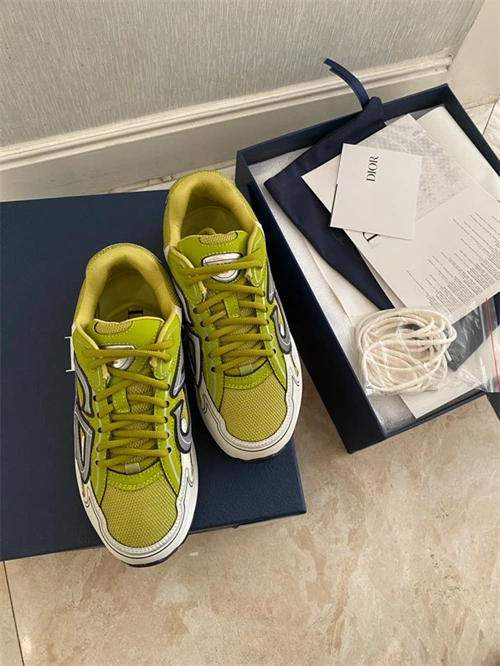 Sporty DR B30 Sneakers 1087