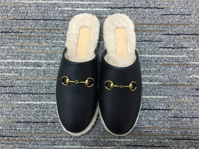 G*u*i slipper effortless 501