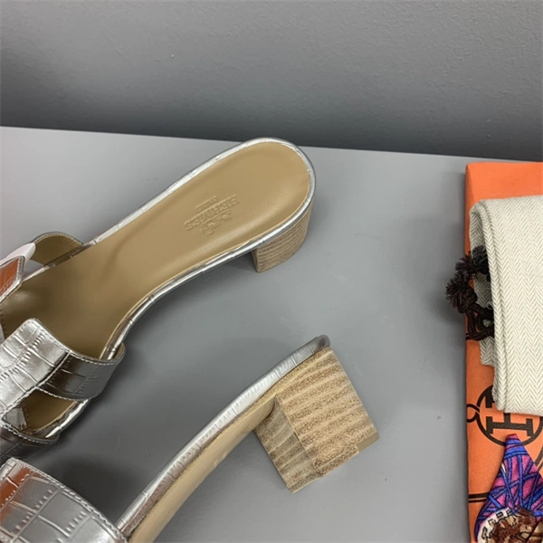 Timeless H Slipper 2385