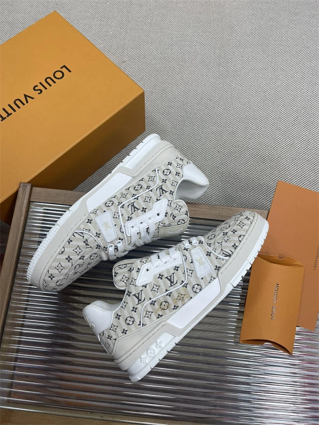Sustainable Lv Trainer Sneaker 2107