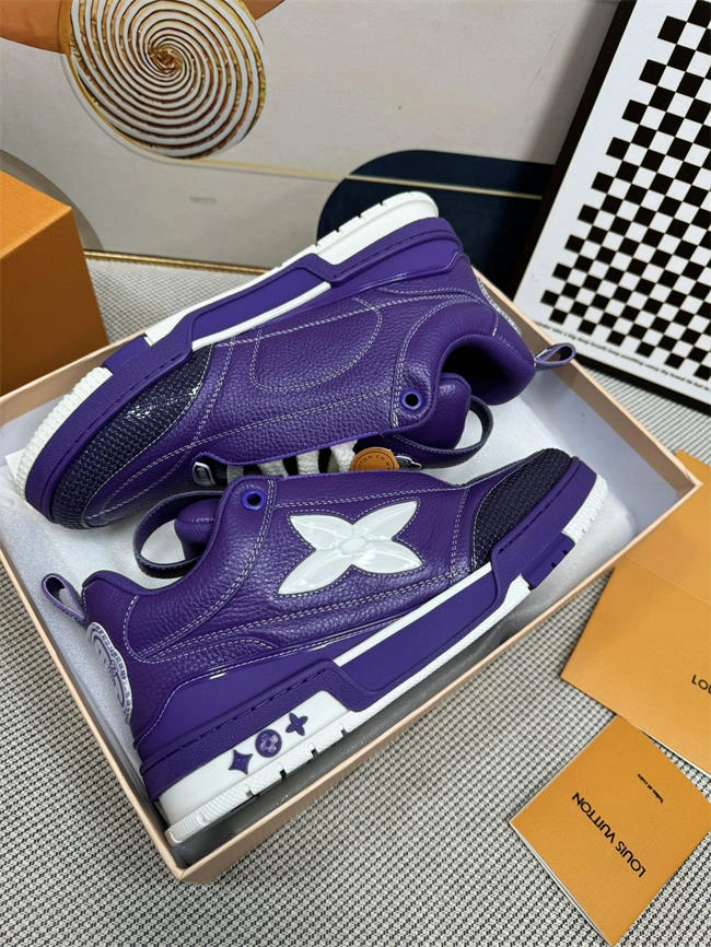 Lv Trainer Sneaker Compact 2059