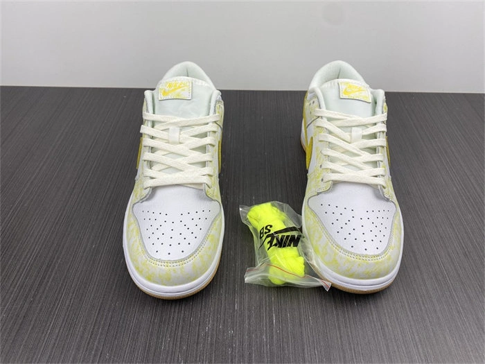 Nike Dunk Low Yellow Strike DM9467- Resilient 4725