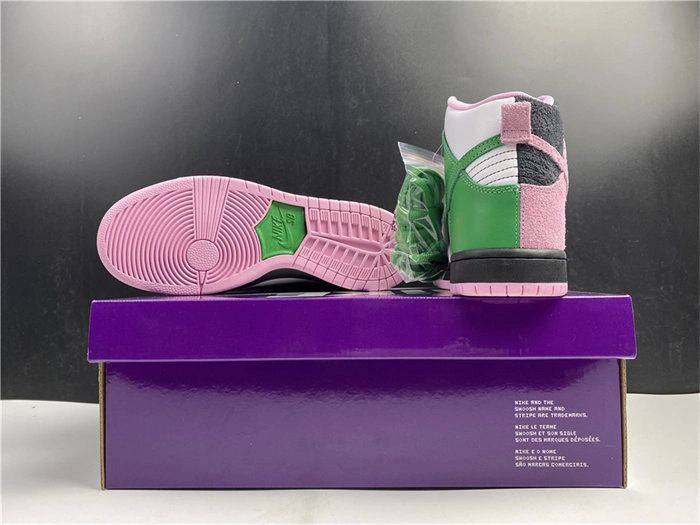 Vibrant Nike SB Dunk High Invert Celtics CU7349- 4888