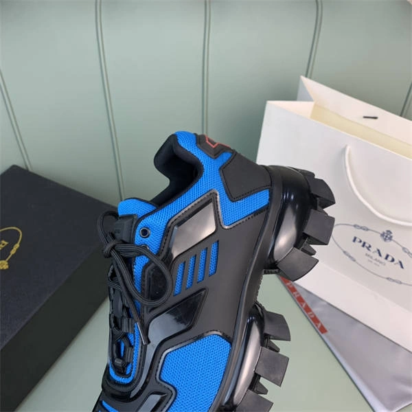 PRADA Comfortable 3235