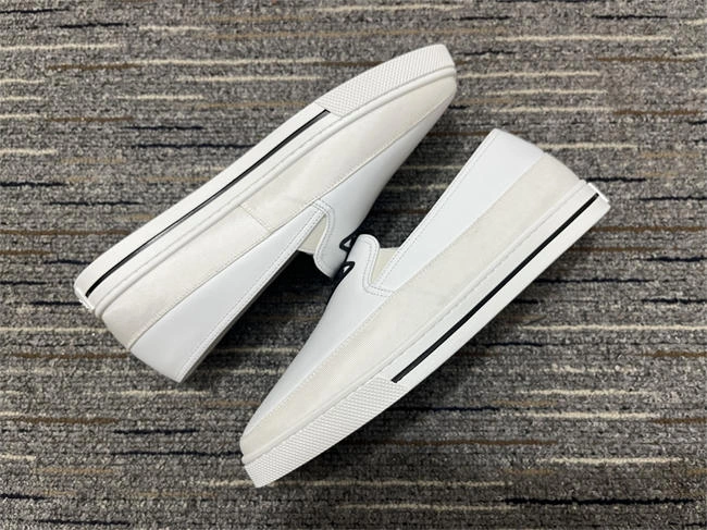 Prada Leather Sneaker Comfortable 3316