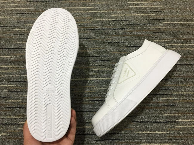 Prada Leather Sneaker MultiPurpose 3325