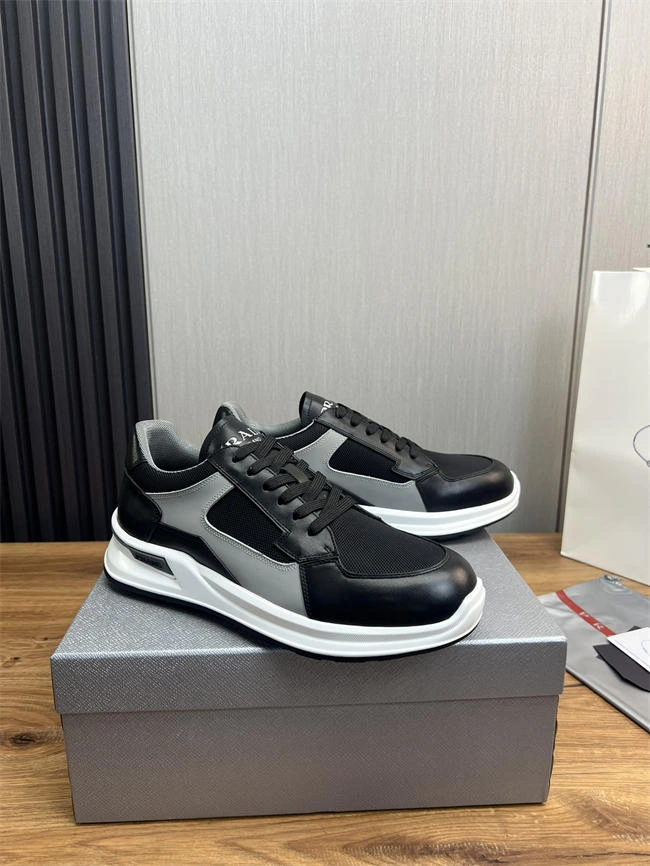 Chic Prada Runner Sneaker 3207