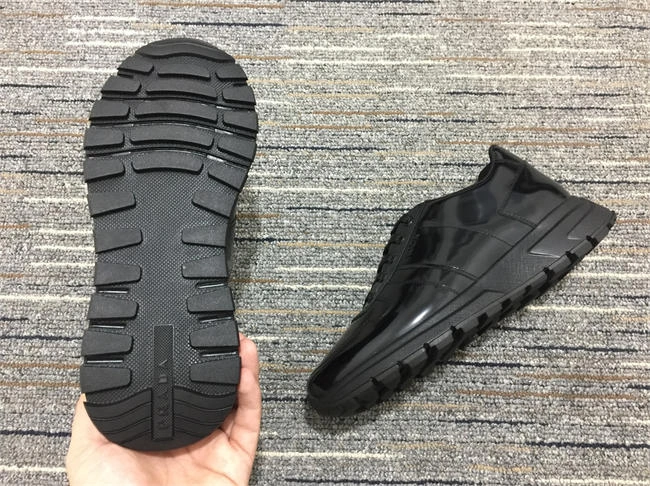Breathable Prada Sneaker 3363