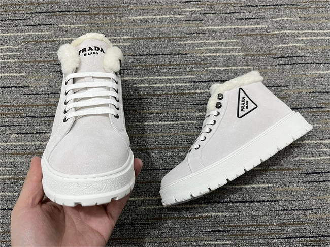 Neat Prada Sneaker Women 3392