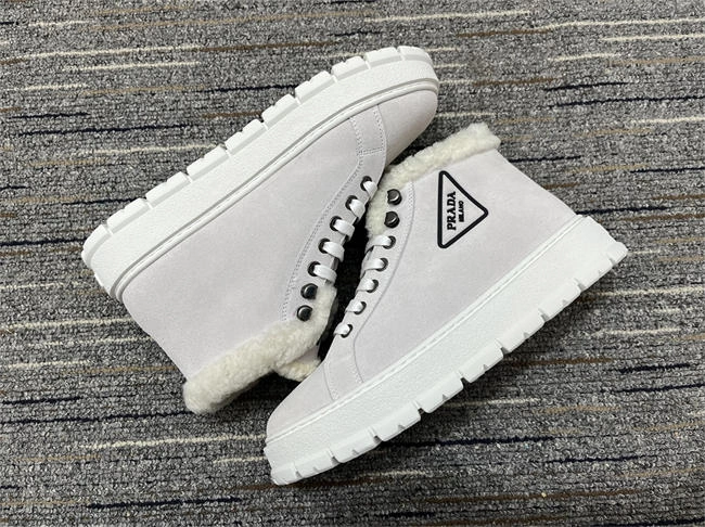 Neat Prada Sneaker Women 3392