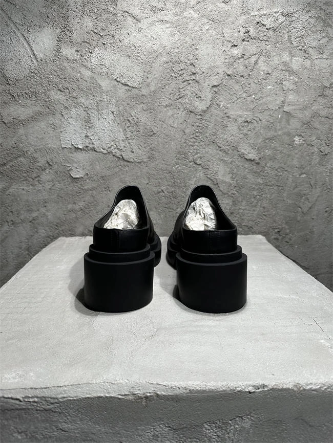 Elegant Rick Owens sneaker 3513